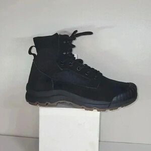 Women's hiking boots lightweight and breathable nwb